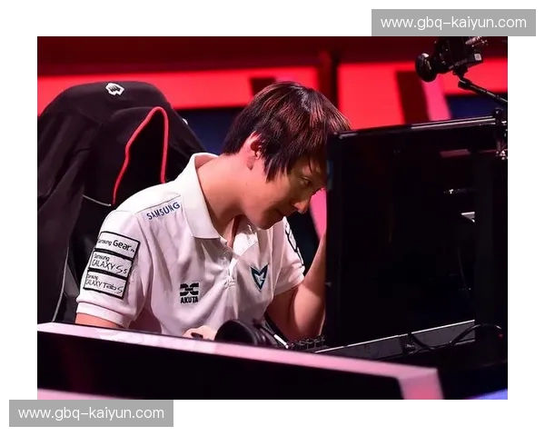 首尔之夏的铁血救赎：重温2013中韩之战，那场0-0背后的灵魂震颤